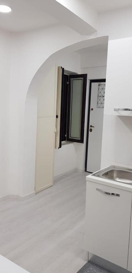 Holiday House Fieravecchia Salerno Buitenkant foto